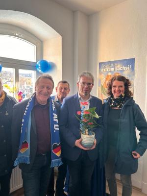 Erste Gratulanten ...