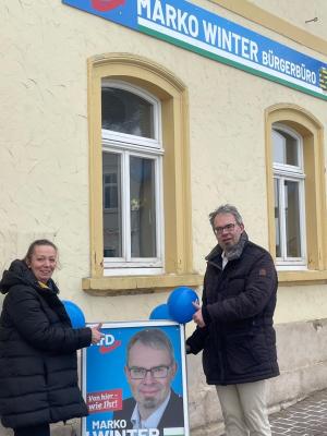 Die erste offizielle